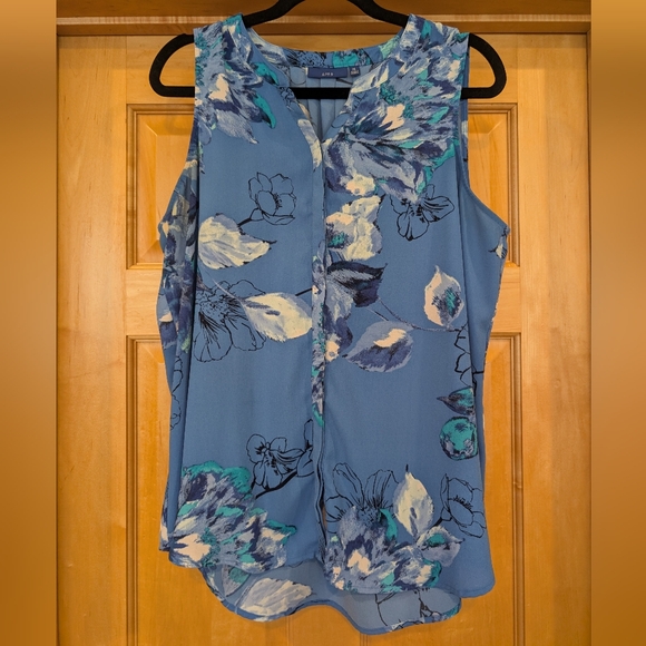 Apt. 9 Tops - Apt. 9 Sleeveless Blue Floral Blouse